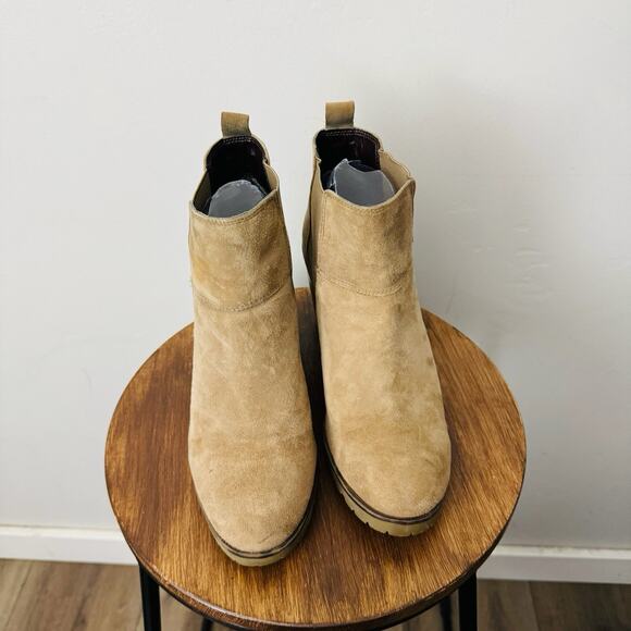 Crevo Alicia Chelsea Tan Suede Heeled Bootie Women’s Size 9 - Picture 3 of 10